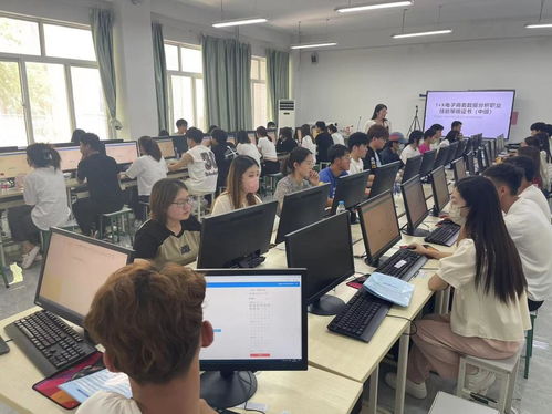 經濟貿易學院順利組織完成“1+X”電子商務數據分析（中級）職業技能等級證書考試